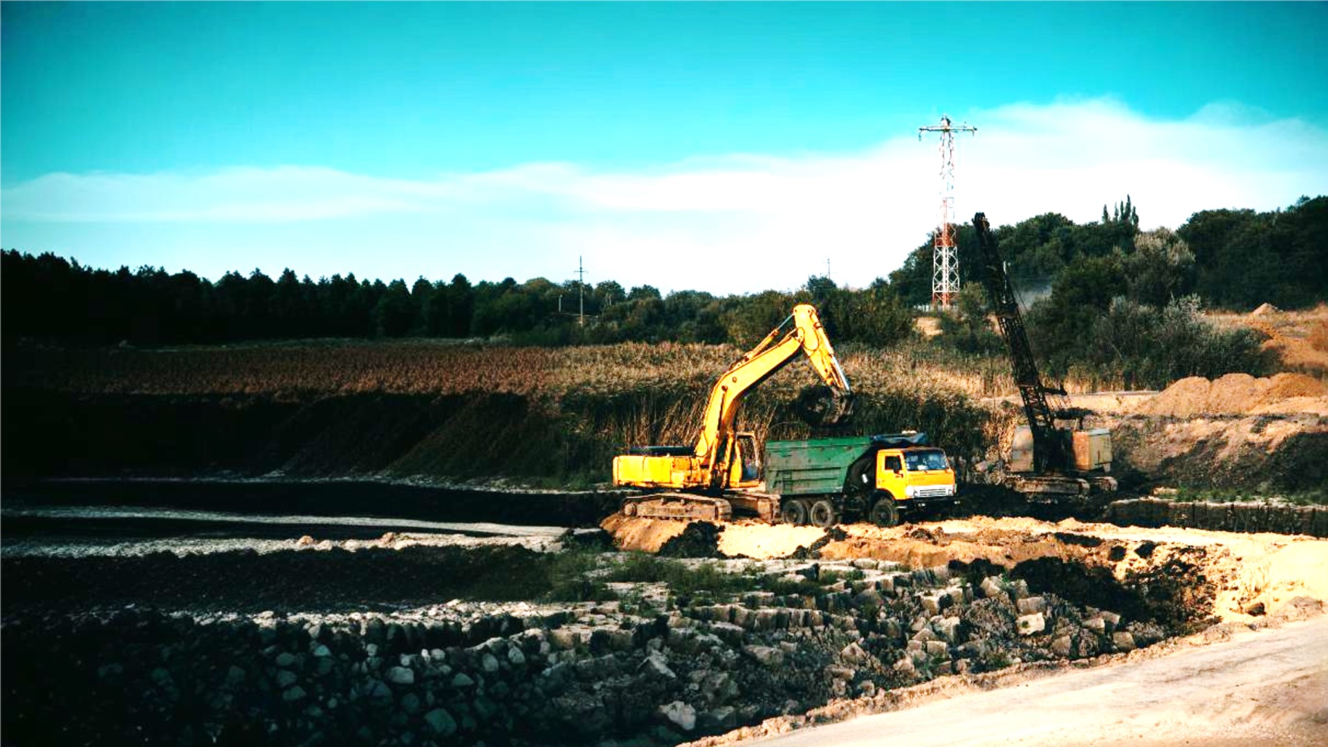 Leading in coal mining and transportation solutions across India